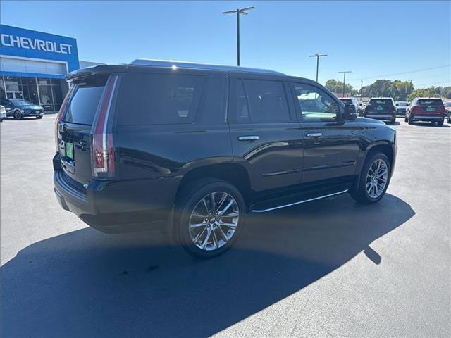 used 2020 Cadillac Escalade car, priced at $39,995