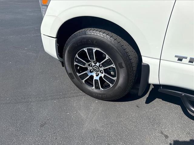 used 2024 Nissan Titan car, priced at $37,020