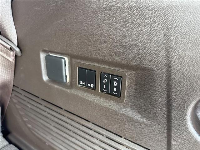 used 2022 GMC Yukon car, priced at $49,995
