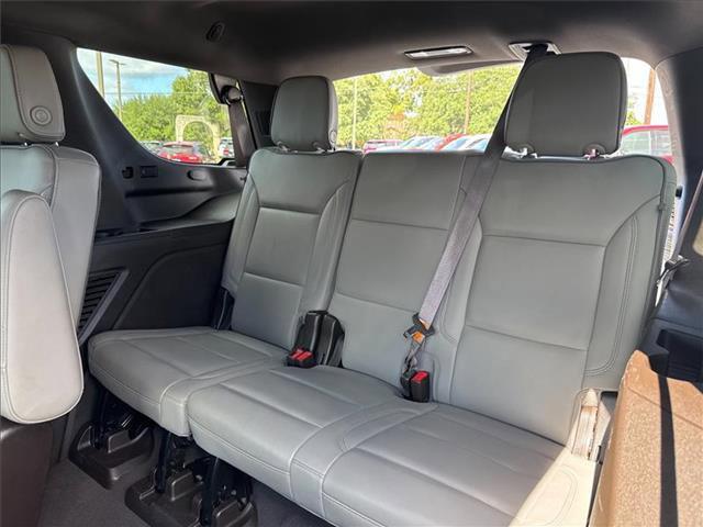used 2022 GMC Yukon car, priced at $49,995