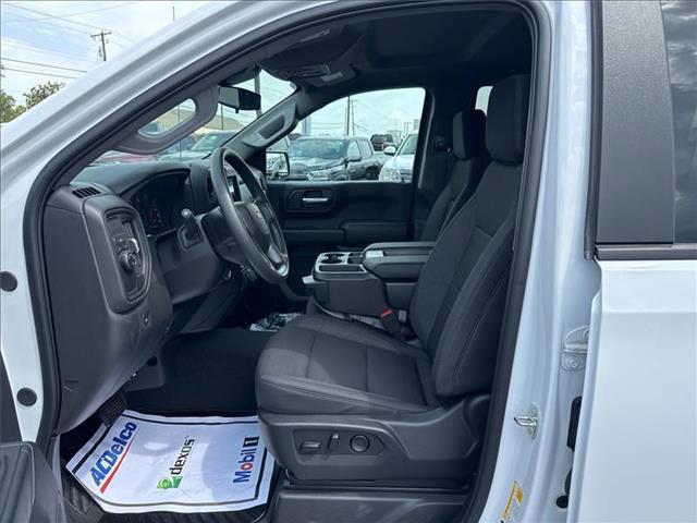 used 2024 Chevrolet Silverado 1500 car, priced at $39,995