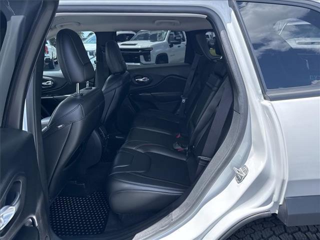 used 2019 Jeep Cherokee car, priced at $19,995