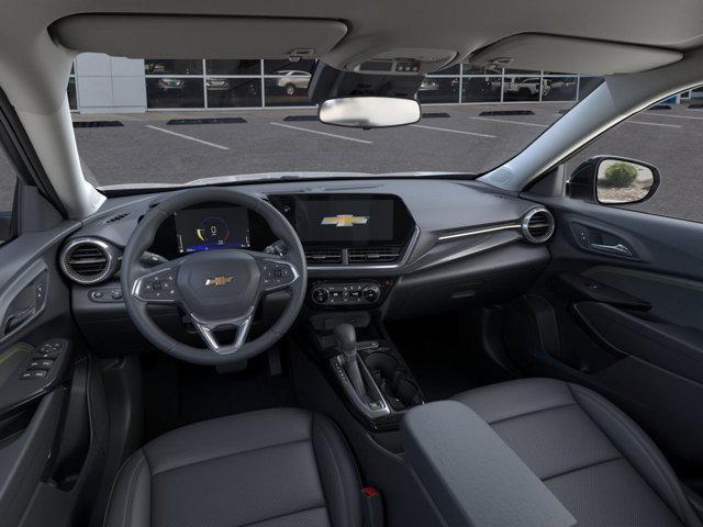 new 2025 Chevrolet Trax car