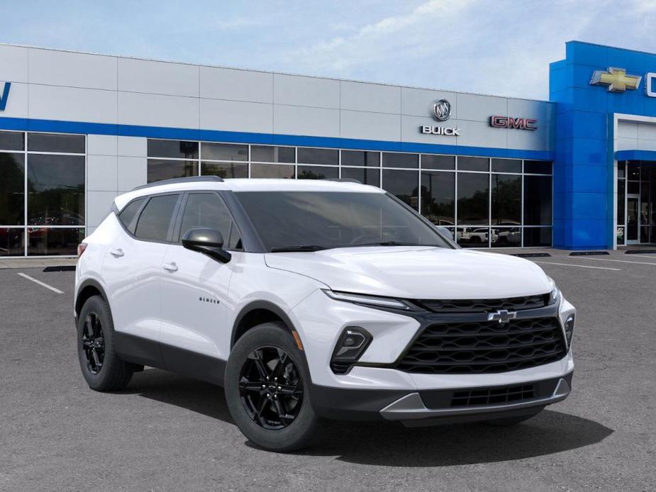 new 2025 Chevrolet Blazer car, priced at $37,995