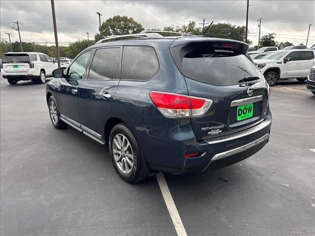 used 2015 Nissan Pathfinder car, priced at $9,995