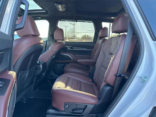 used 2024 Kia Telluride car, priced at $45,995