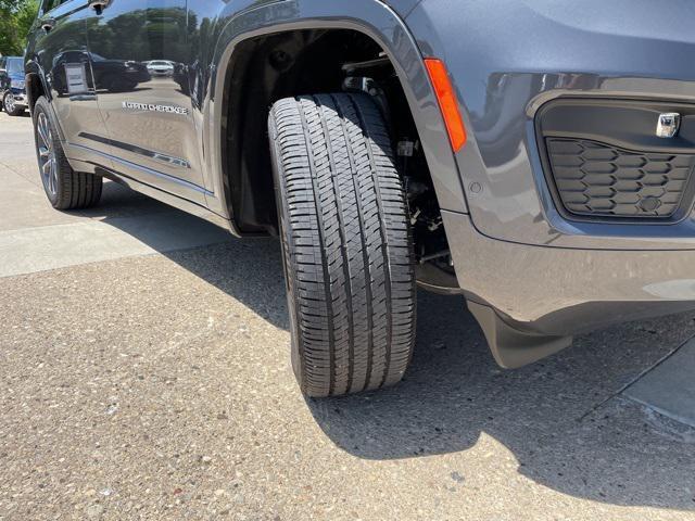 new 2024 Jeep Grand Cherokee L car, priced at $64,785