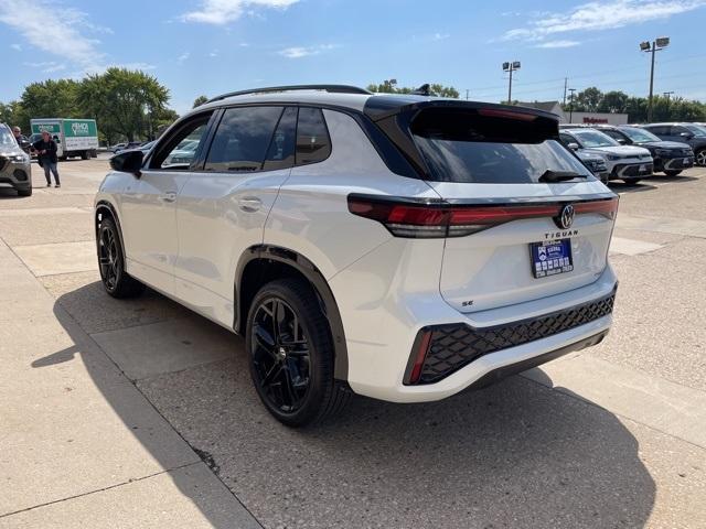 new 2025 Volkswagen Tiguan car, priced at $36,674