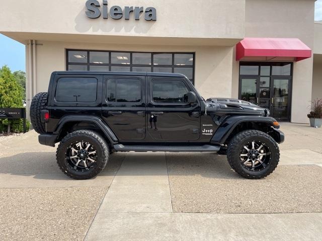 used 2018 Jeep Wrangler Unlimited car, priced at $29,979