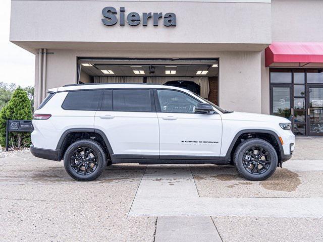 new 2024 Jeep Grand Cherokee L car, priced at $45,435