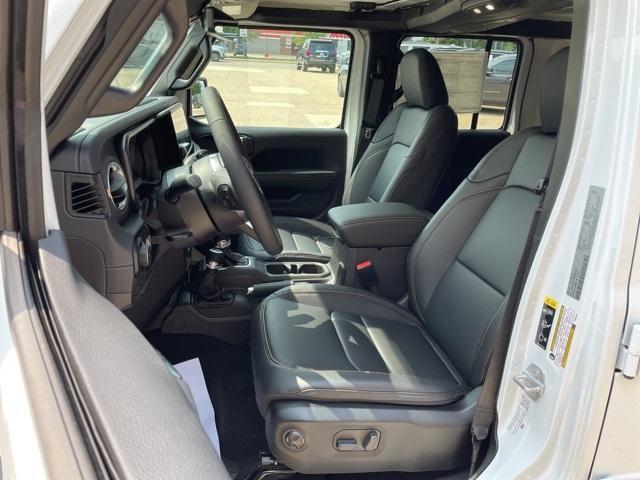 new 2025 Jeep Wrangler car, priced at $53,431