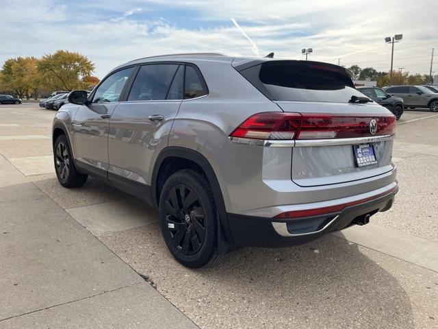 new 2025 Volkswagen Atlas Cross Sport car, priced at $45,040