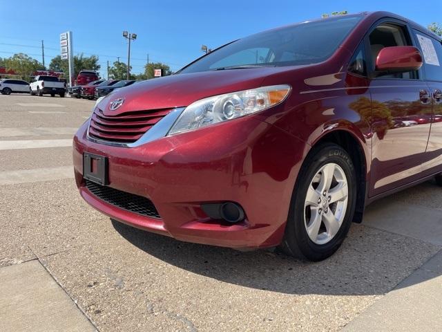 used 2017 Toyota Sienna car, priced at $15,349