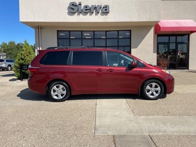 used 2017 Toyota Sienna car, priced at $15,349