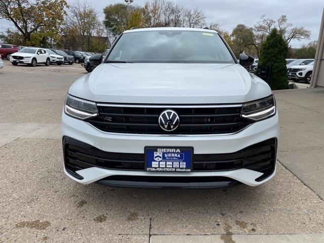 new 2024 Volkswagen Tiguan car, priced at $35,296