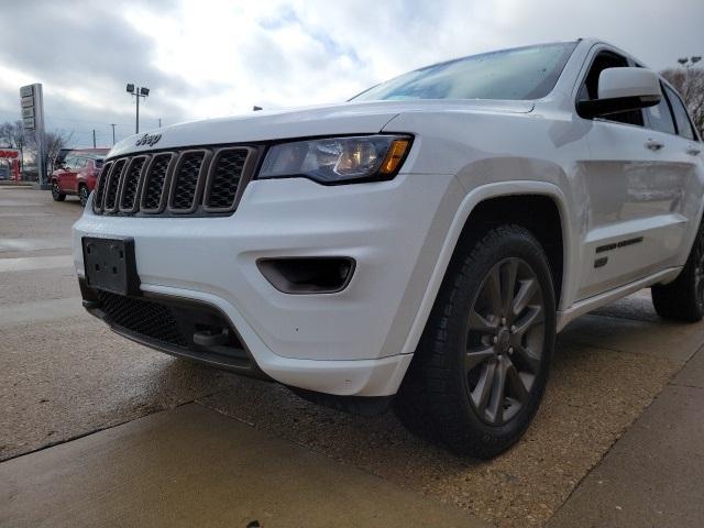 used 2017 Jeep Grand Cherokee car, priced at $18,989