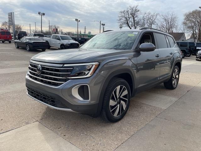 new 2025 Volkswagen Atlas car, priced at $44,220