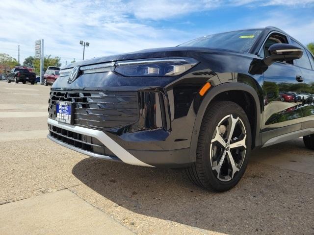 new 2025 Volkswagen Tiguan car, priced at $34,176