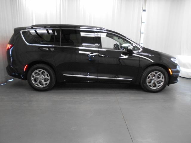 new 2023 Chrysler Pacifica car, priced at $54,885