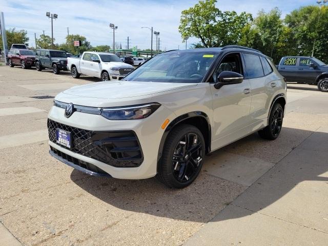 new 2025 Volkswagen Tiguan car, priced at $37,677