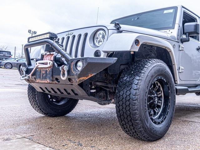 used 2012 Jeep Wrangler Unlimited car, priced at $15,719