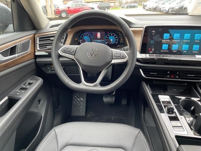 new 2025 Volkswagen Atlas car, priced at $45,020