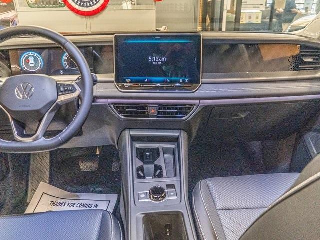 new 2025 Volkswagen Tiguan car, priced at $36,034