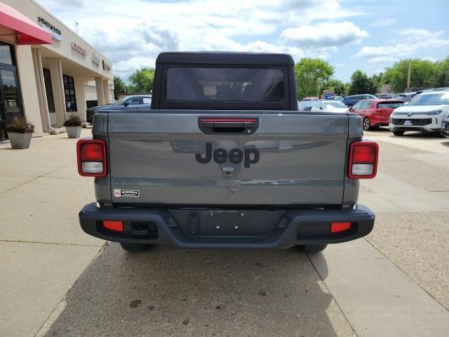 used 2022 Jeep Gladiator car, priced at $31,789
