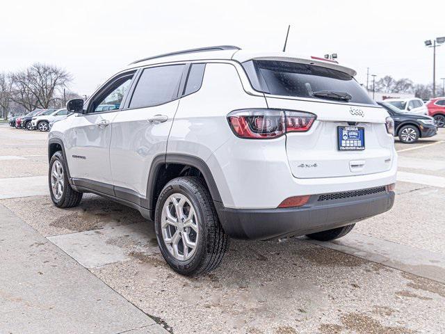 new 2024 Jeep Compass car, priced at $29,265