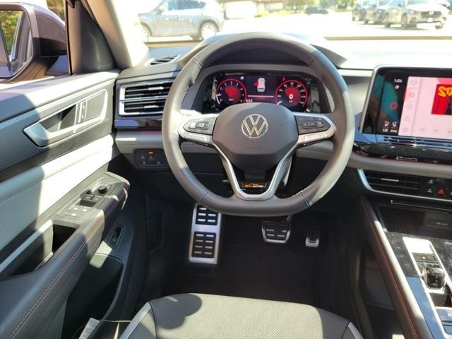 new 2025 Volkswagen Atlas car, priced at $43,356