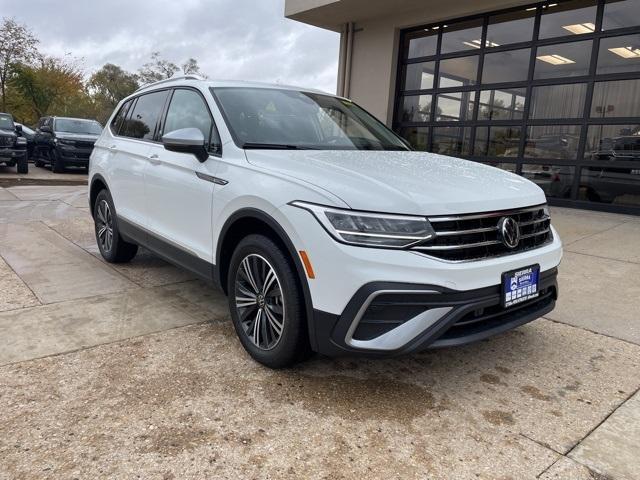 new 2024 Volkswagen Tiguan car, priced at $32,416