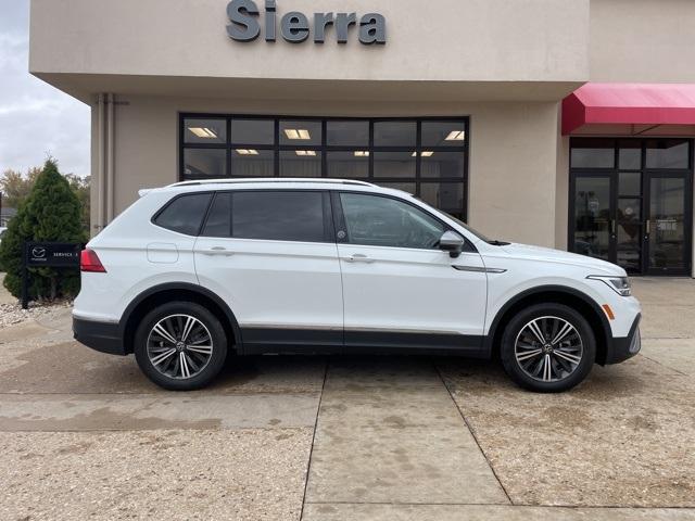 new 2024 Volkswagen Tiguan car, priced at $32,416