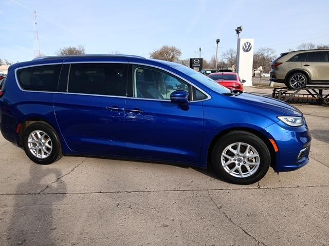 used 2021 Chrysler Pacifica car, priced at $28,649