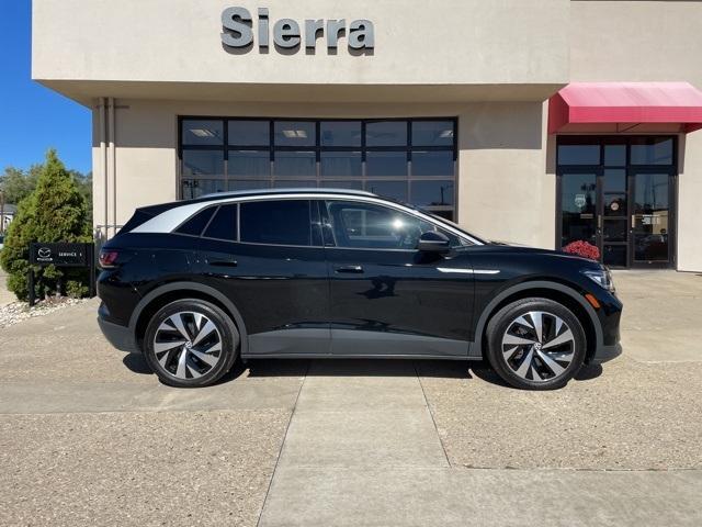 used 2022 Volkswagen ID.4 car, priced at $23,389