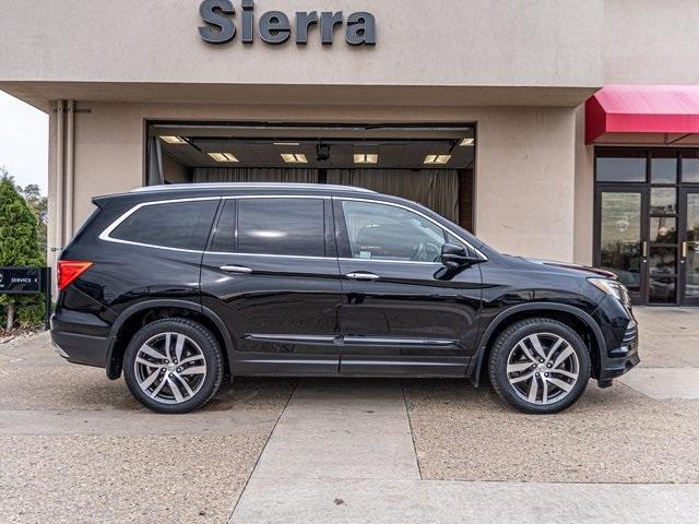 used 2017 Honda Pilot car, priced at $22,289