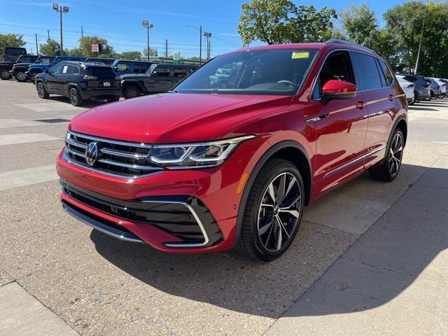 new 2024 Volkswagen Tiguan car, priced at $41,748