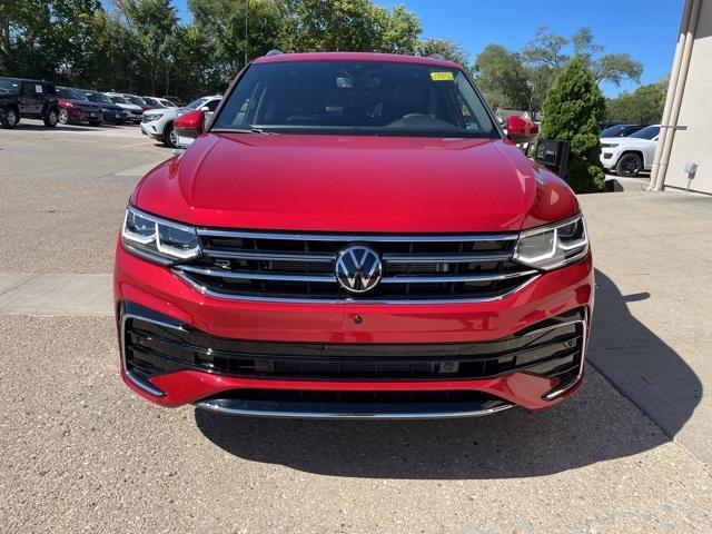 new 2024 Volkswagen Tiguan car, priced at $41,748