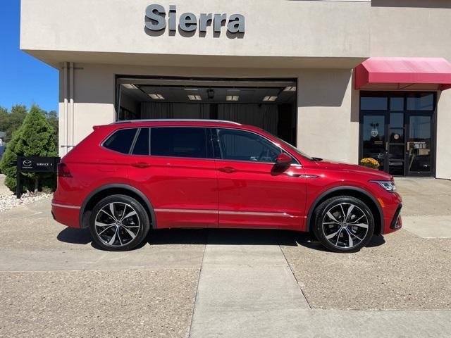 new 2024 Volkswagen Tiguan car, priced at $41,748