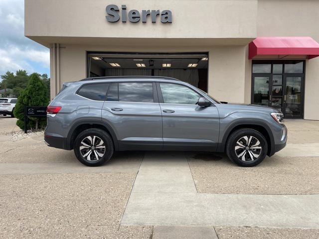 new 2024 Volkswagen Atlas car, priced at $37,828