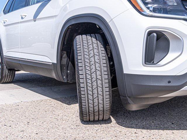 new 2024 Volkswagen Atlas car, priced at $46,725