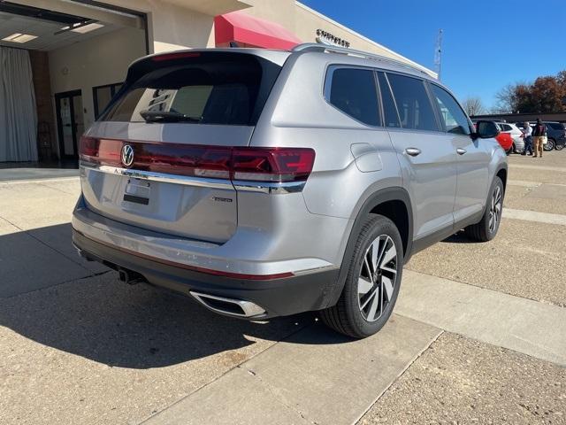 new 2024 Volkswagen Atlas car, priced at $44,581