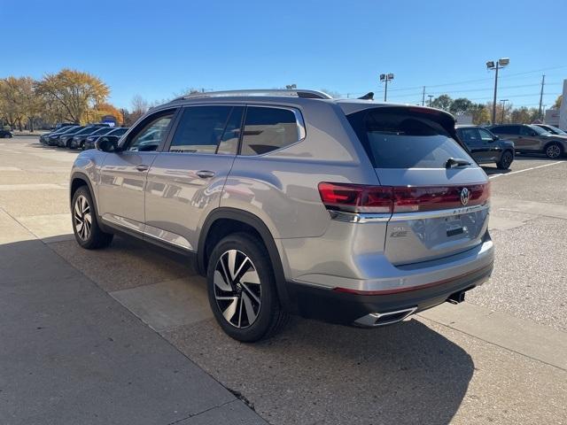 new 2024 Volkswagen Atlas car, priced at $44,581