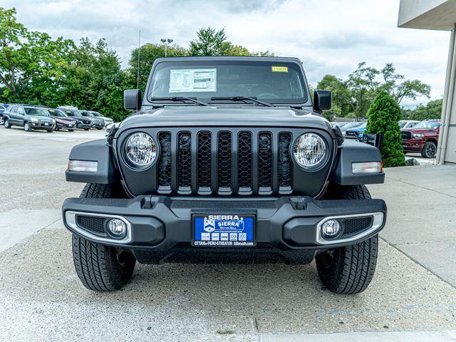 new 2023 Jeep Gladiator car, priced at $42,065