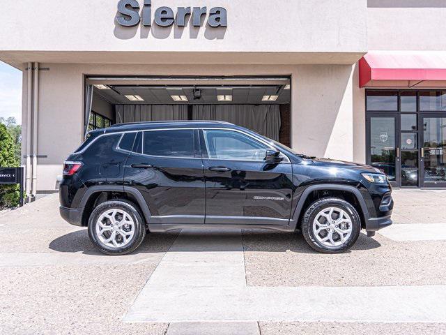 new 2024 Jeep Compass car, priced at $35,820