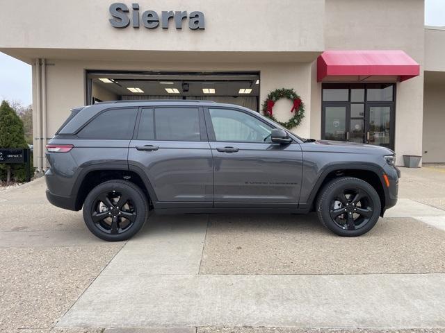 new 2025 Jeep Grand Cherokee car, priced at $50,535