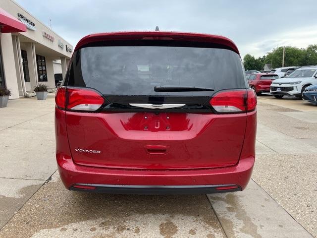 new 2025 Chrysler Voyager car