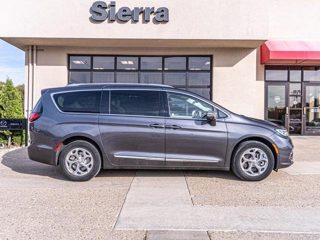 used 2021 Chrysler Pacifica car, priced at $35,489