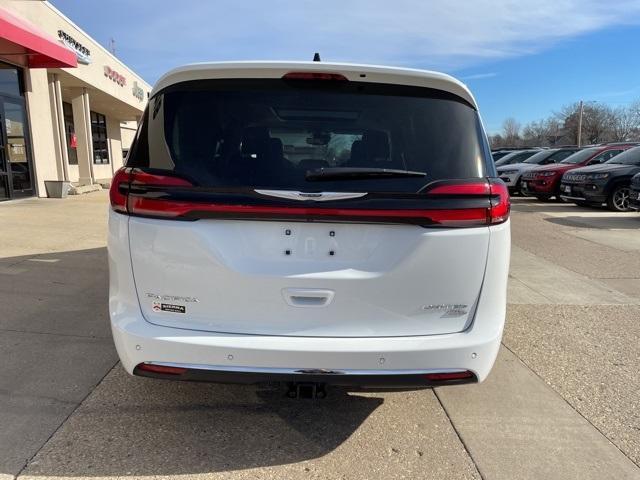 new 2024 Chrysler Pacifica car, priced at $50,615