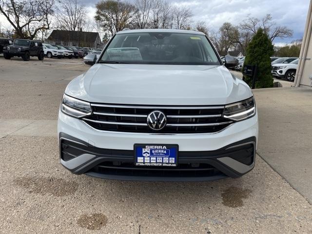 new 2024 Volkswagen Tiguan car, priced at $32,488