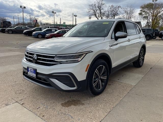 new 2024 Volkswagen Tiguan car, priced at $32,488